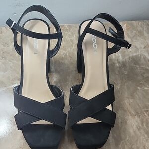 Soda Moda Black Strappy Women's Heels